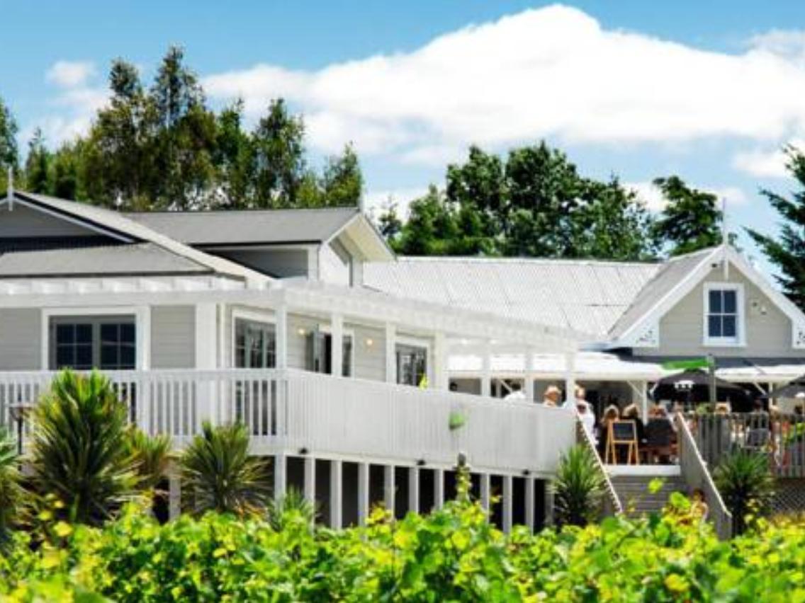 Huka Falls Resort Lago Lago Taupo Exterior foto The Village at Wairau