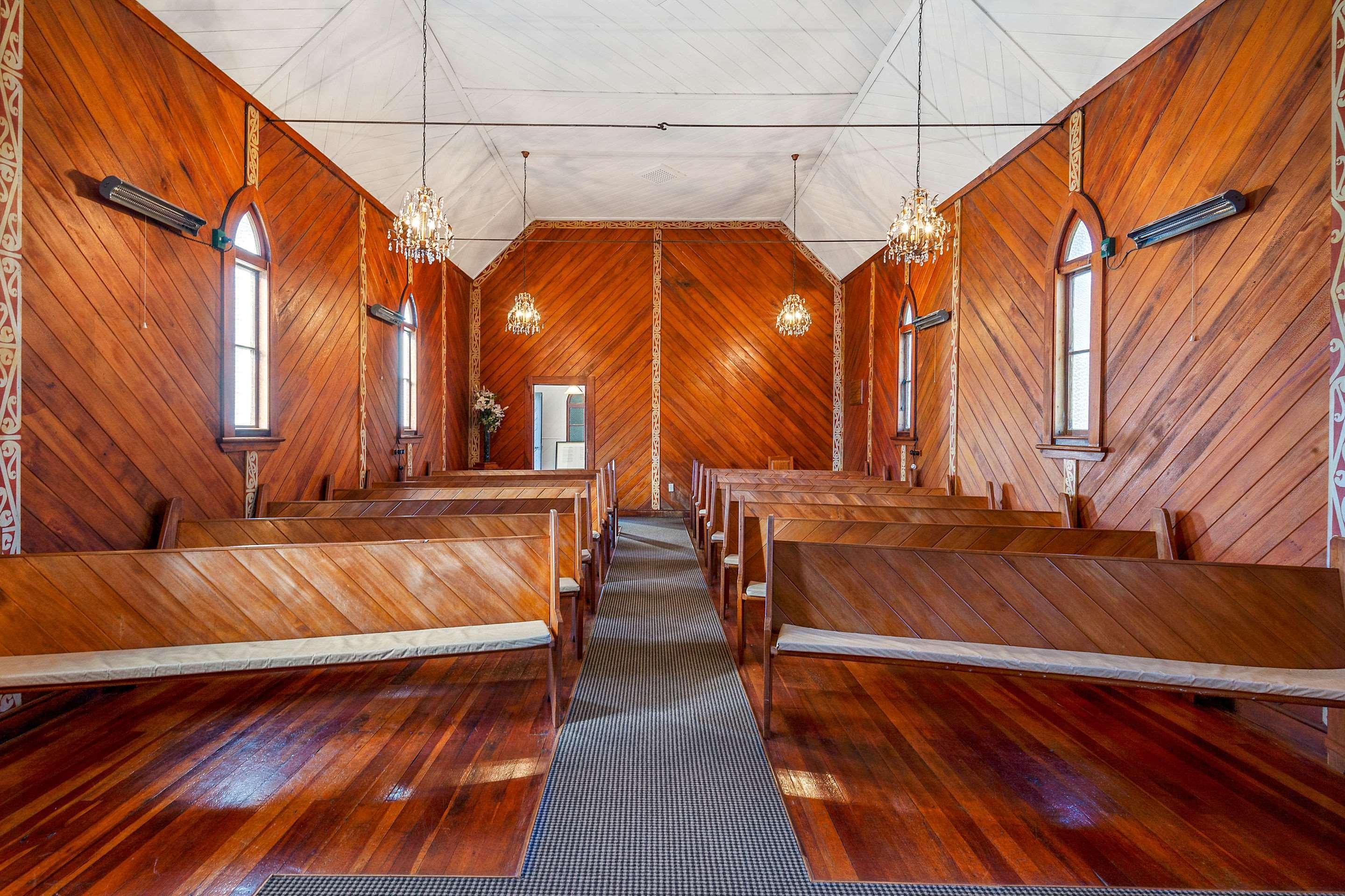 Huka Falls Resort Lago Lago Taupo Exterior foto Interior of the church
