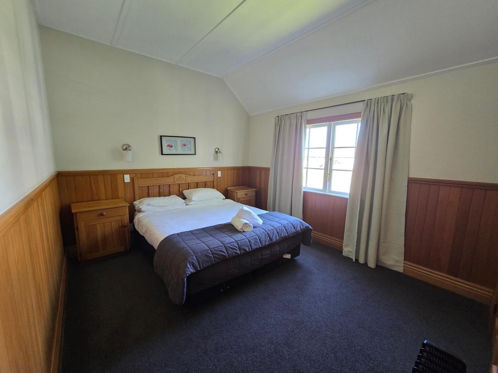 Huka Falls Resort Lago Lago Taupo Exterior foto A room at the hotel