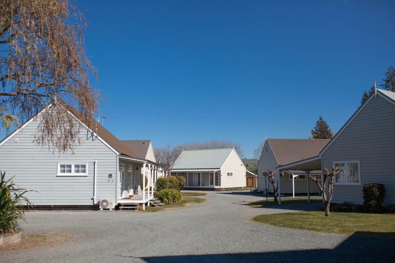 Huka Falls Resort Lago Lago Taupo Exterior foto The Village at Hanmer Springs